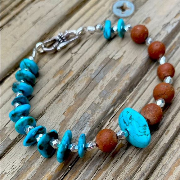 Sundance Jewelry - Bracelet handcrafted with turquoise & sandalwood